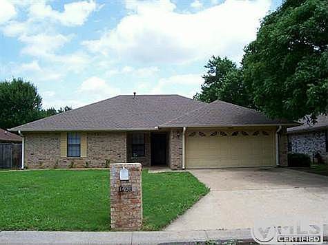 1st image of 1408 Misty Hollow St