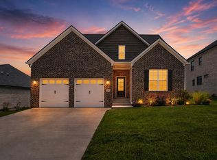 105 Tattersalls Dr, Nicholasville, KY 40356