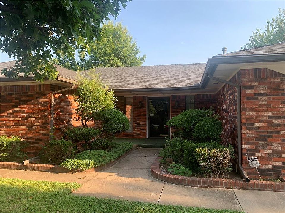 1st image of 240 E Grand Teton Ct