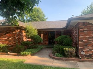 240 E Grand Teton Ct, Yukon, OK 73099