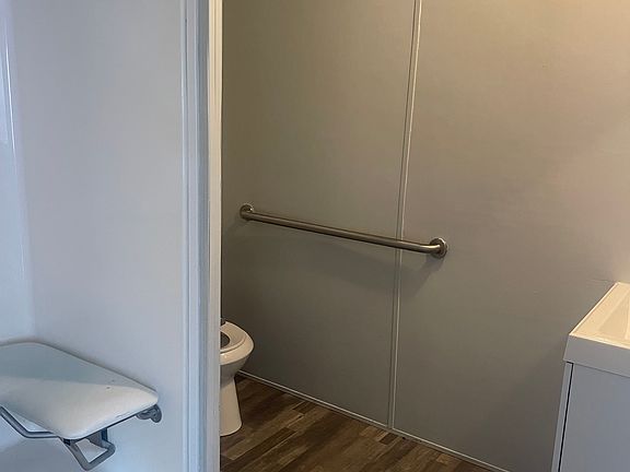 5th image of 305 S Amy Ln #141