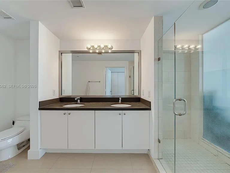 90 SW 3rd St #3511 — Photo 10