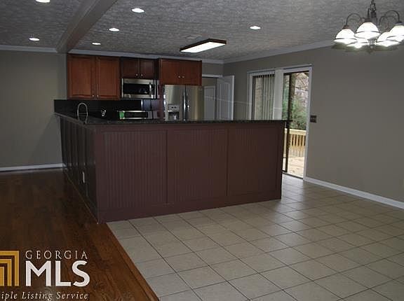 3rd image of 109 Scatterfoot Dr