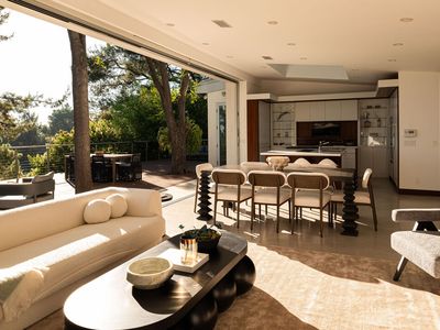 13380 Java Dr, Beverly Hills, CA, 90210