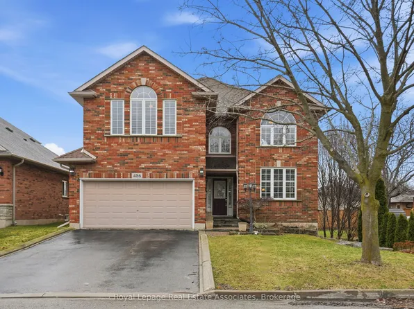 486 Delaney Ct, Burlington, ON L7L 5T7
