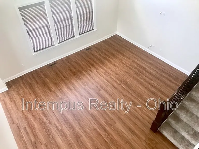 9390 Woodbine Way — Photo 52