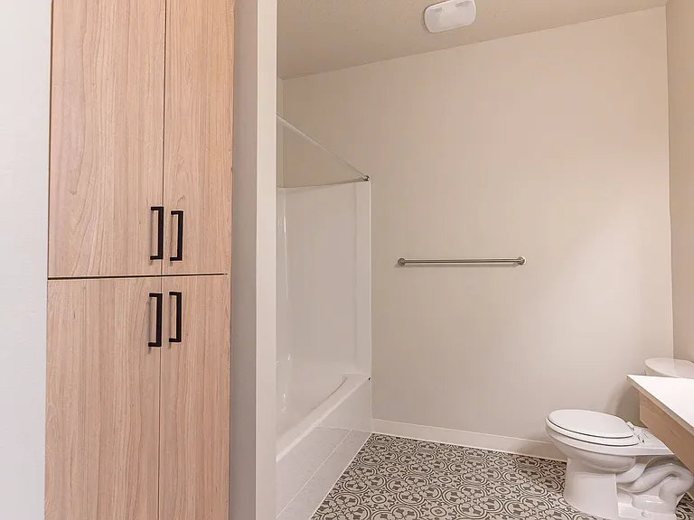 Woodburn Place Apartment Homes — Photo 47