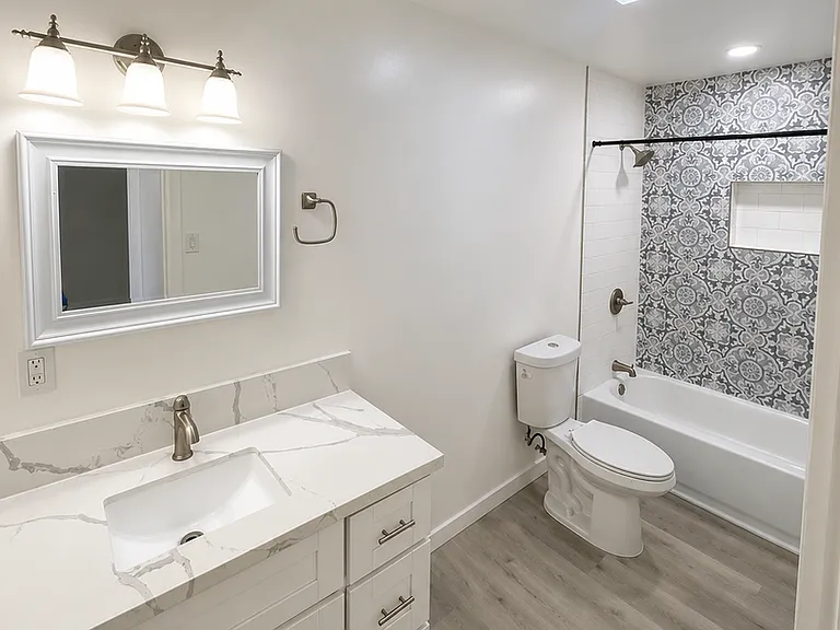 410 Grant St — Photo 3