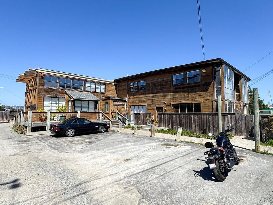 1st image of 40 Varda Landing Road