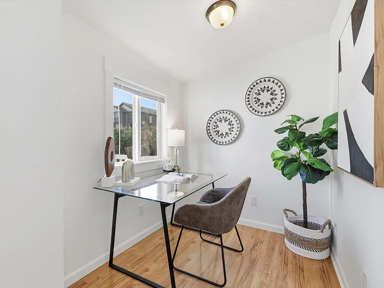 3557 S Hudson St — Photo 21