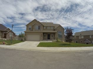 8867 N Keystone Ct, Eagle Mountain, UT 84005
