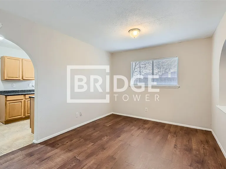 6405 Magnolia Ln — Photo 4