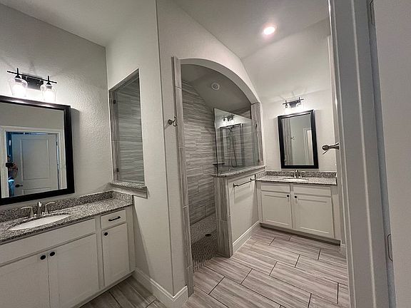 4th image of 2238 Hoja Ave