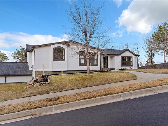 3rd image of 371 E Cynthia Way