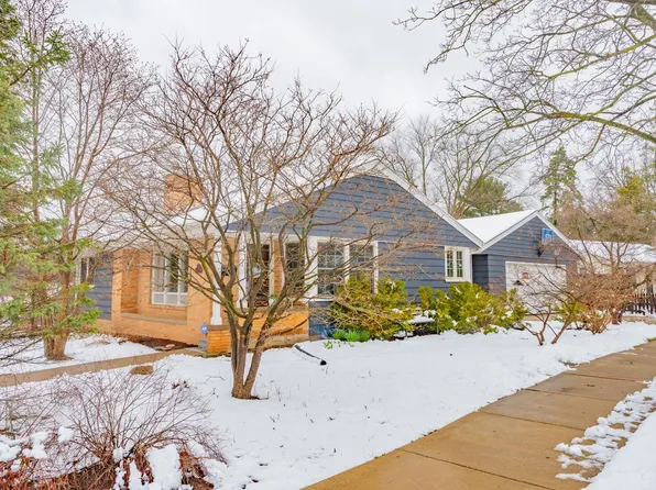 121 Merlham Dr, Madison, WI 53705