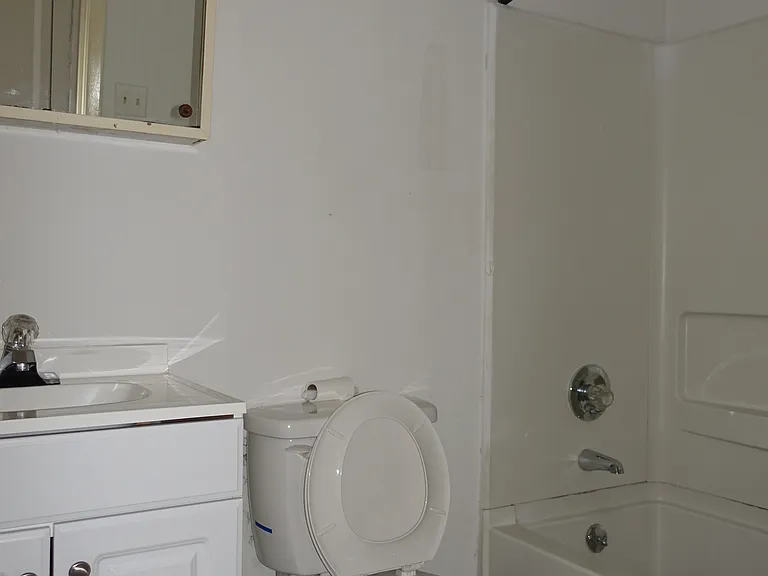 2013 Owen Dr — Photo 20