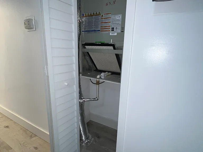 326 Wilson St #105 — Photo 26