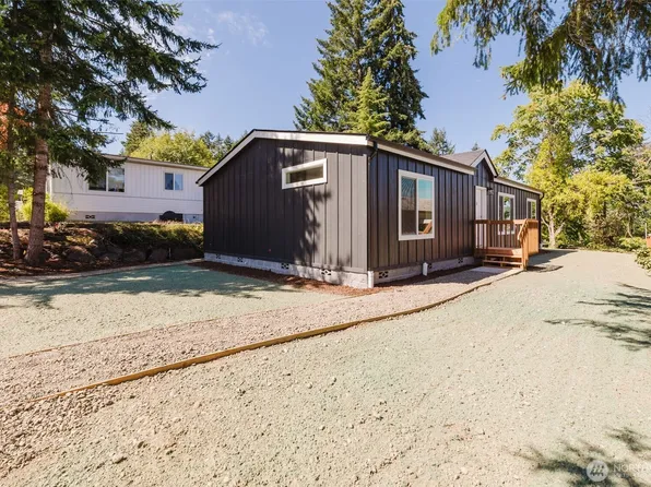 5212 5th Street, Bremerton, WA 98312