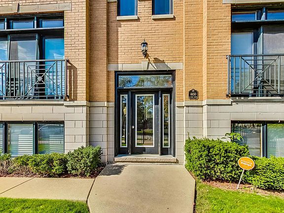 4th image of 4450 S King Dr APT 3N