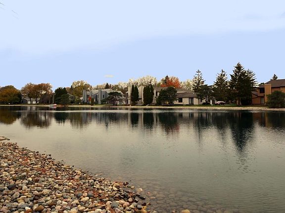 2Lake View