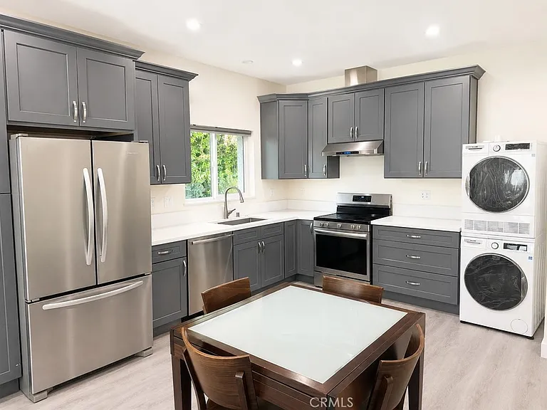 4902 Temple City Blvd — Photo 3