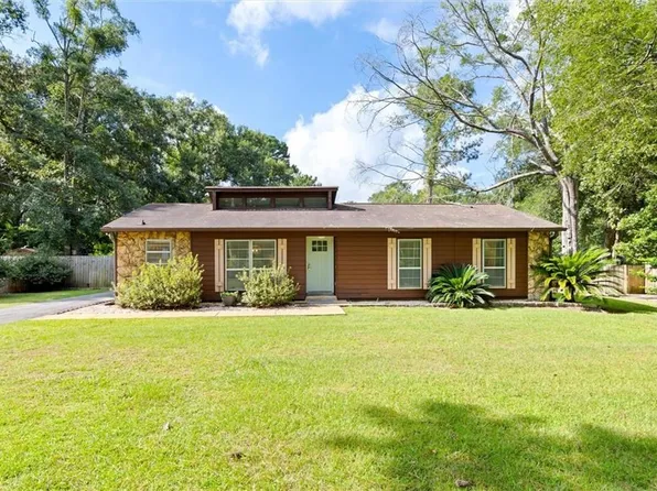 3161 Cedar Wood Dr N, Coden, AL 36582