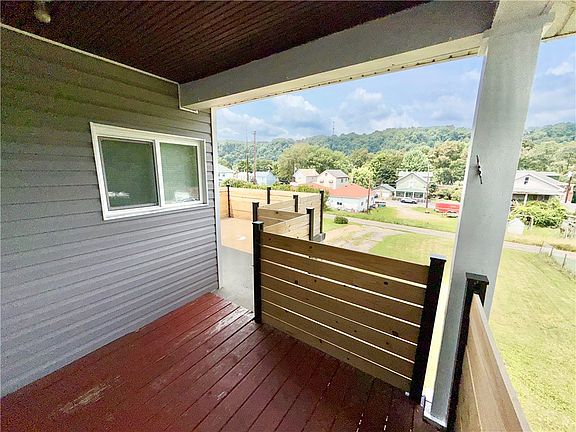 3rd image of 419 Fa Cassin Rd