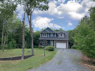 103 Glencairn Ave, Fall River, NS B2T0G8