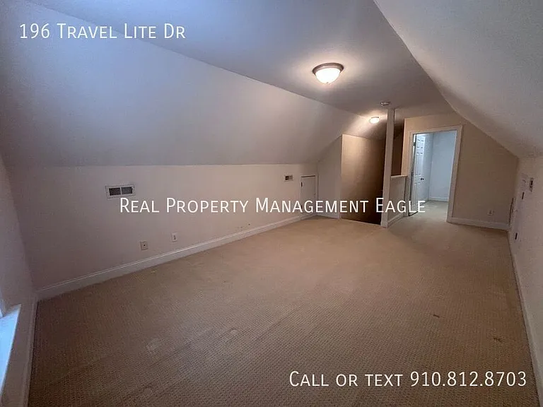 196 Travel Lite Dr — Photo 31