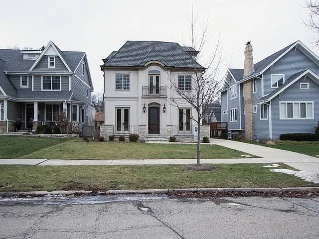 10 N Adams St photo 1