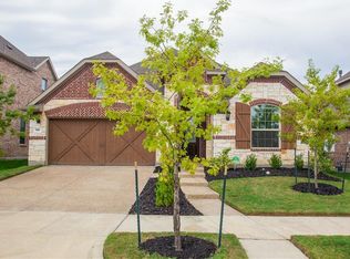 819 Mallard St, Euless, TX 76039