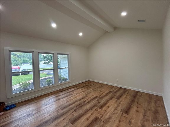 2nd image of 5 Orleans Green