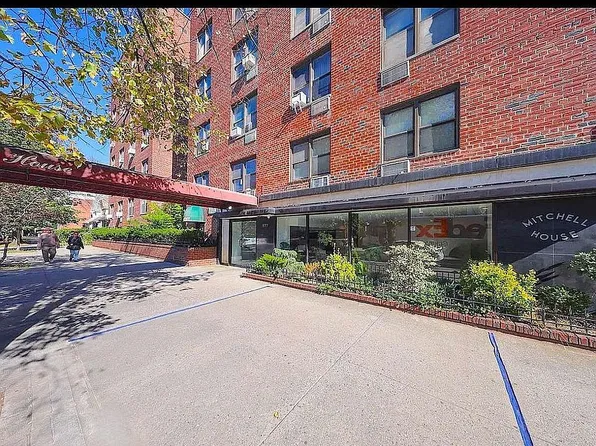 1577 E 17th St APT 4L, Brooklyn, NY 11230