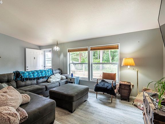 5th image of 91382 Grinnell Ln
