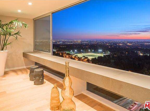 3rd image of 2220 Avenue Of The Stars Unit 2501