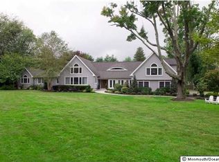 2 Elm Ln, Rumson, NJ 07760