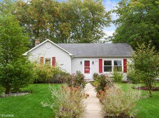 205 Wheeling Ave, Wheeling, IL 60090