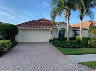 10004 Oakhurst Way, Fort Myers, FL 33913