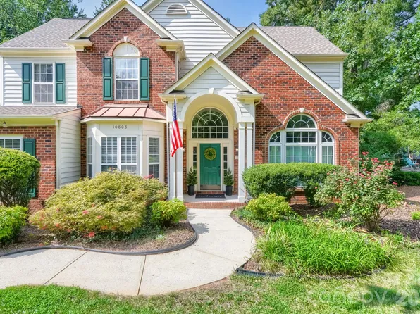 10808 Pomerane Pl, Charlotte, NC 28277