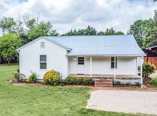 1451 Dove Creek Rd, Winder, GA 30680