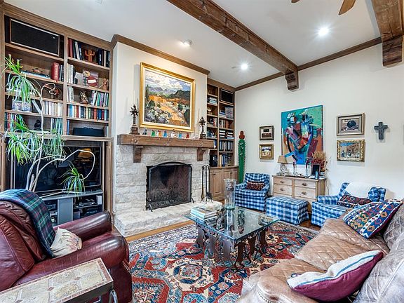 4th image of 4137 San Carlos Dr