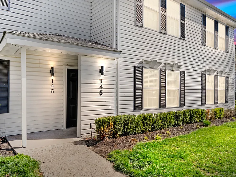 AmericanSide Apartments — Photo 7
