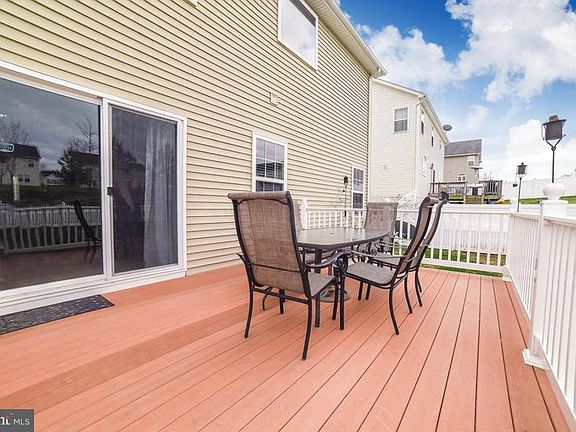 3rd image of 23641 Hansel Ct