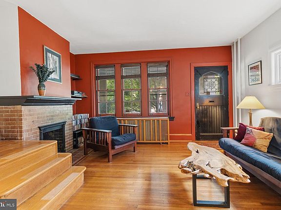 5th image of 643 W Kingsley St