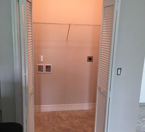 4th image of 4206 SW 7th Pl #4208