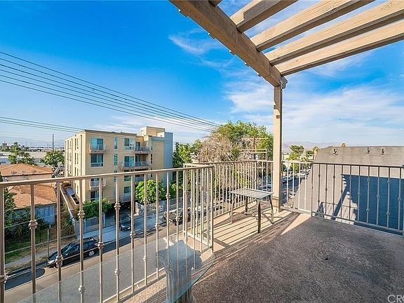 2nd image of 12042 Hart St APT 1