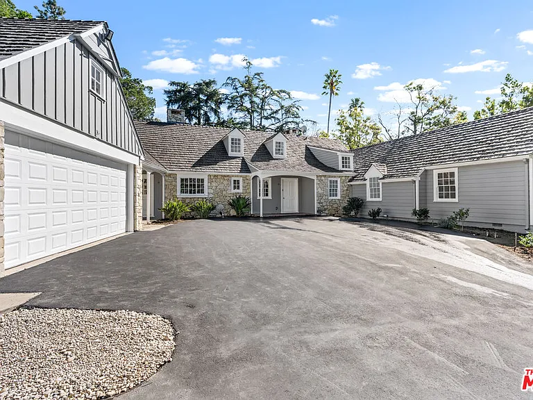 926 N Alpine Dr — Photo 8