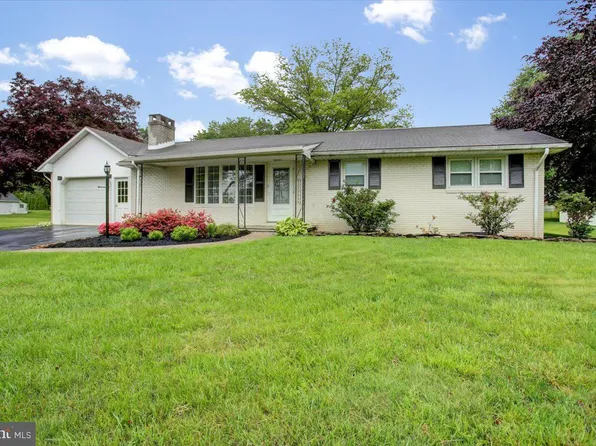 13864 Harbaugh Church Rd, Waynesboro, PA 17268