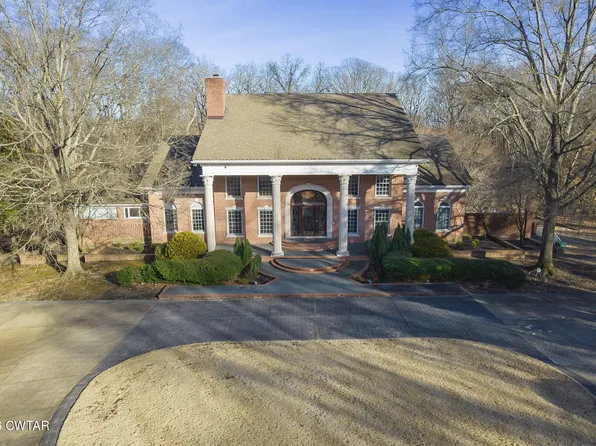 22 Deepwood Dr, Jackson, TN 38305