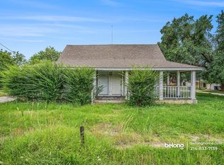 111 W Atchley Ave, Alvarado, TX 76009